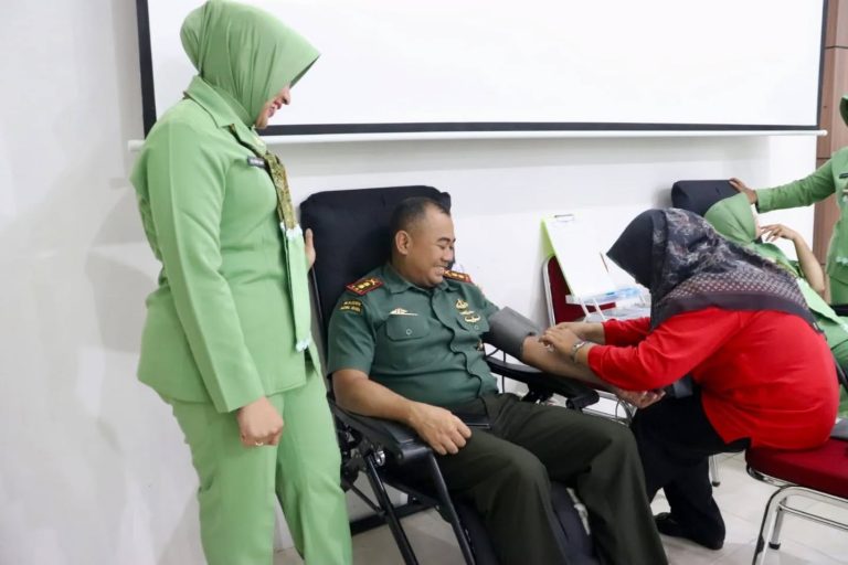 Kodim 0317 TBK Gelar Donor Darah Serentak, Sepena Apel Bersama Wanita TNI dan HUT Dharma Pertiwi ke 62