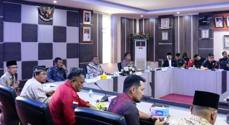 Wabup Karimun Pimpin Rapat Persiapan Keberagkatan 121 JCH ke Tanah Suci