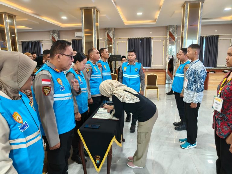 Polres Karimun Gelar Penandatanganan Pakta Integritas Penerimaan Polri